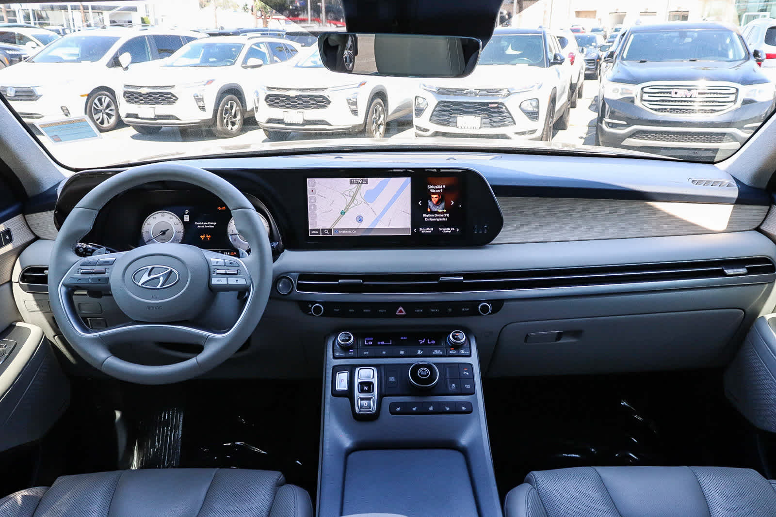 Thumbnail: 2023 Hyundai Palisade - 13