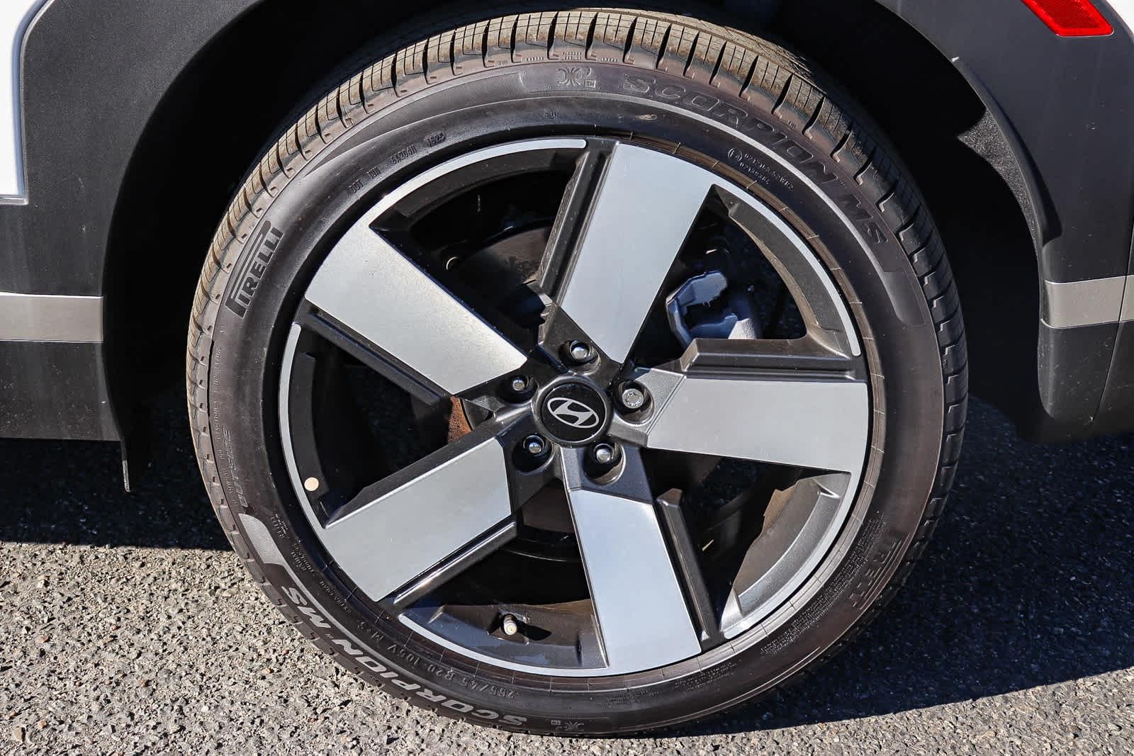 Thumbnail: 2025 Hyundai Santa Fe - 11