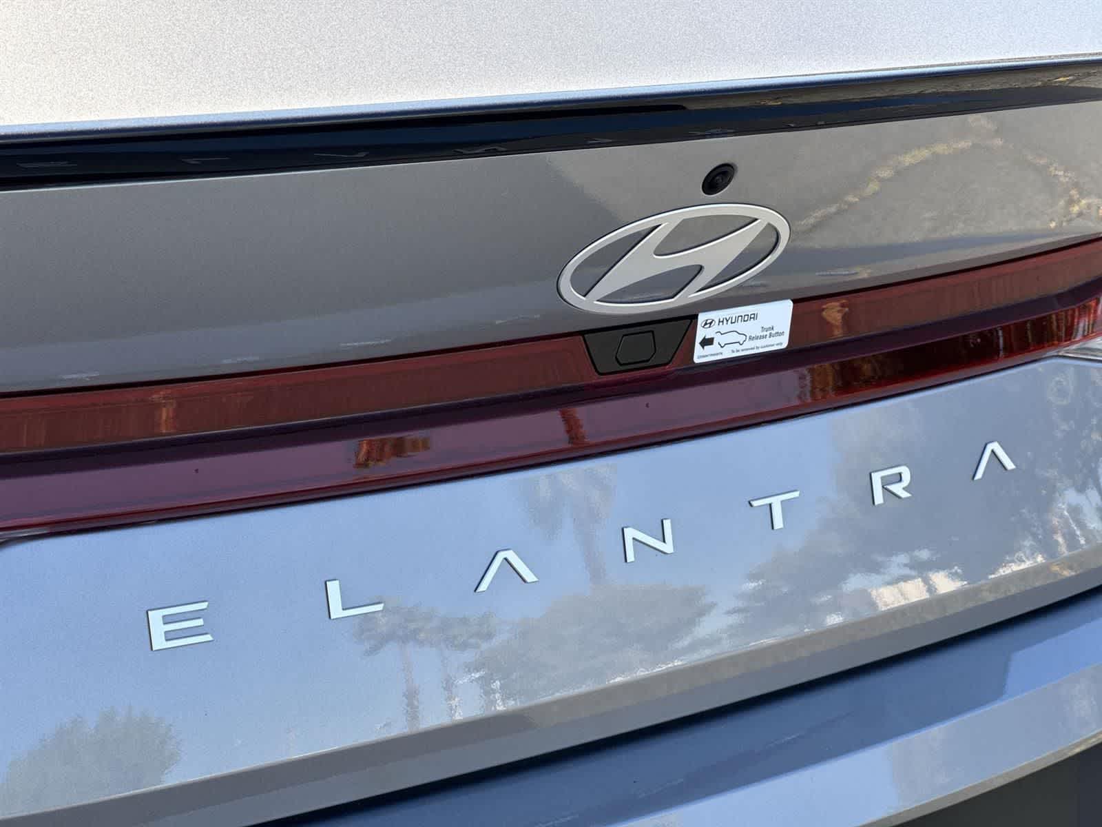 Thumbnail: 2025 Hyundai Elantra - 34