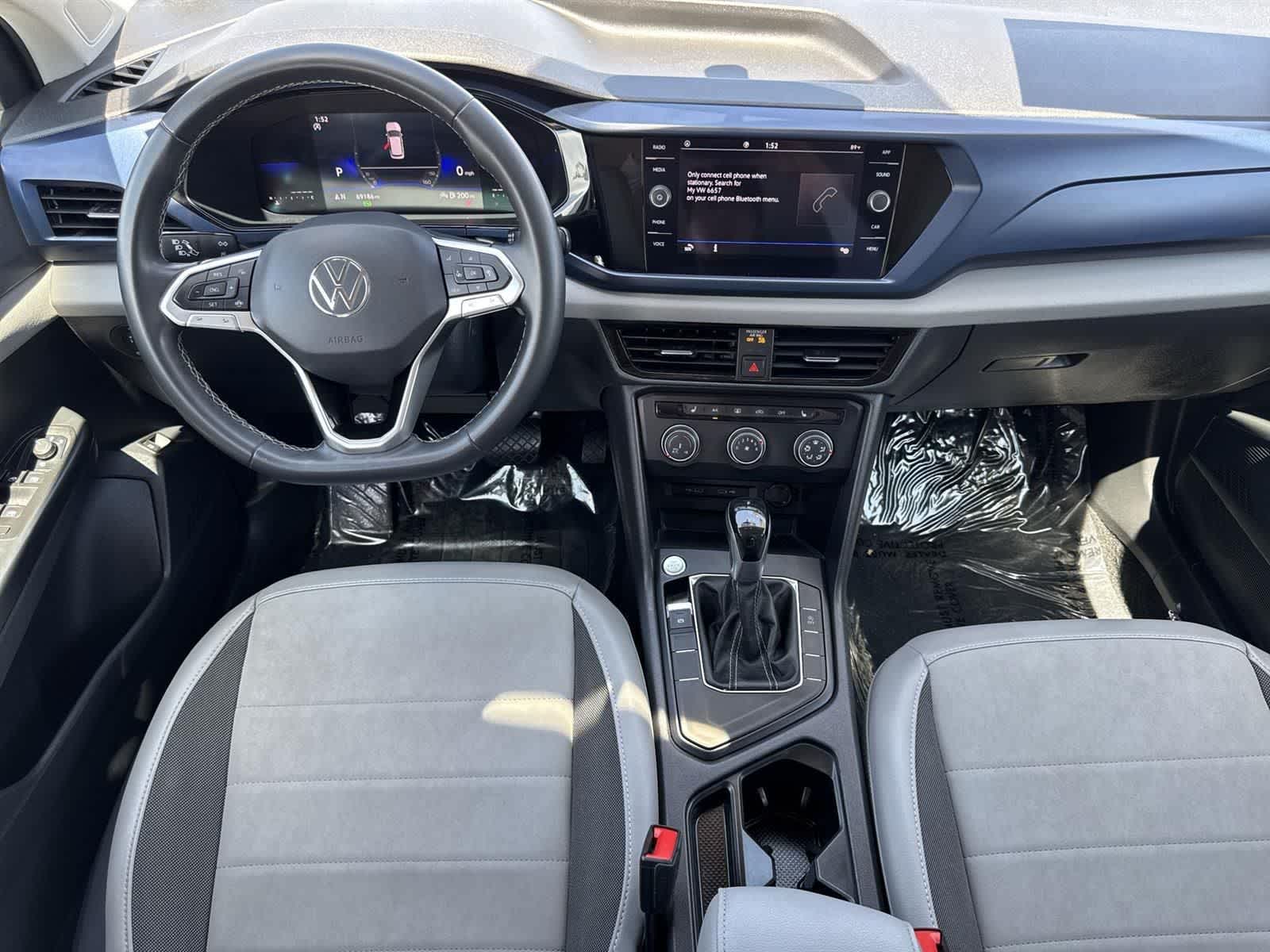 Thumbnail: 2022 Volkswagen Taos - 8