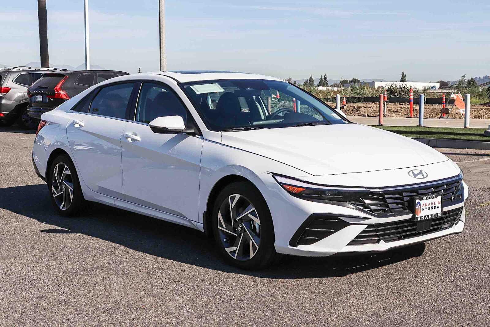 Thumbnail: 2025 Hyundai Elantra - 3