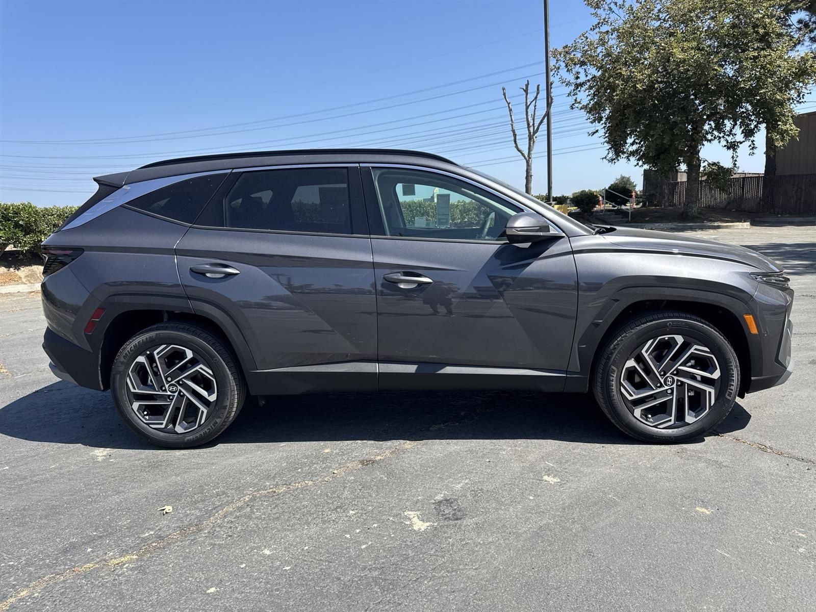 Thumbnail: 2025 Hyundai Tucson - 3