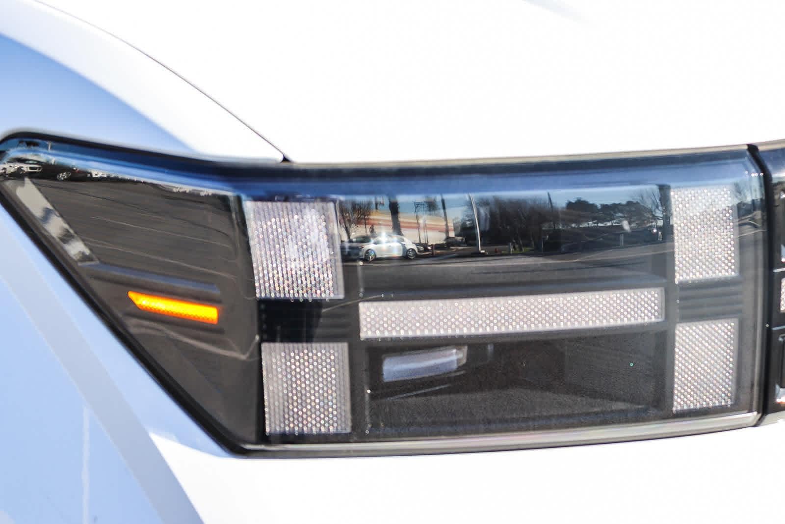 Thumbnail: 2025 Hyundai Santa Fe - 4