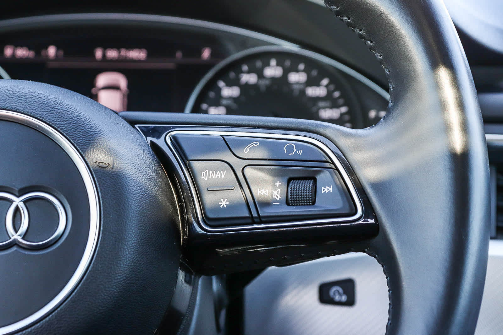 Thumbnail: 2018 Audi A4 - 23