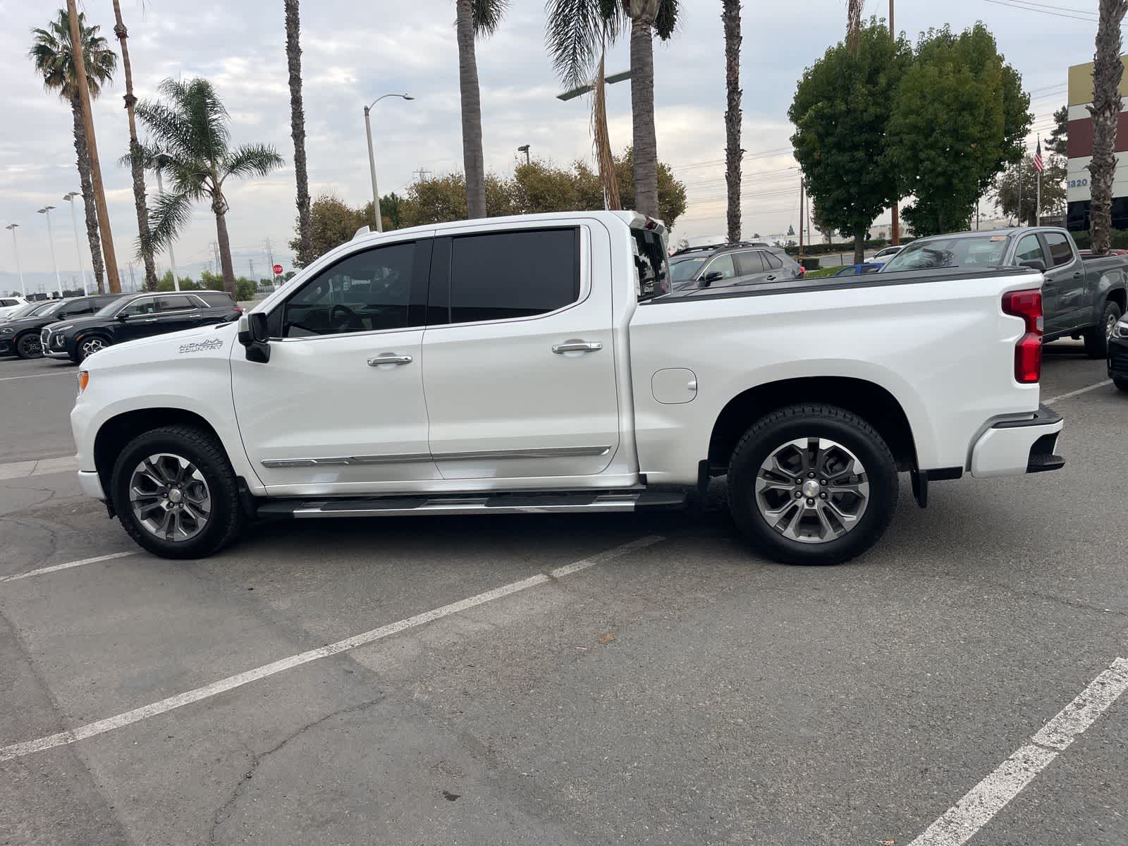 Thumbnail: 2023 Chevrolet Silverado 1500 - 7