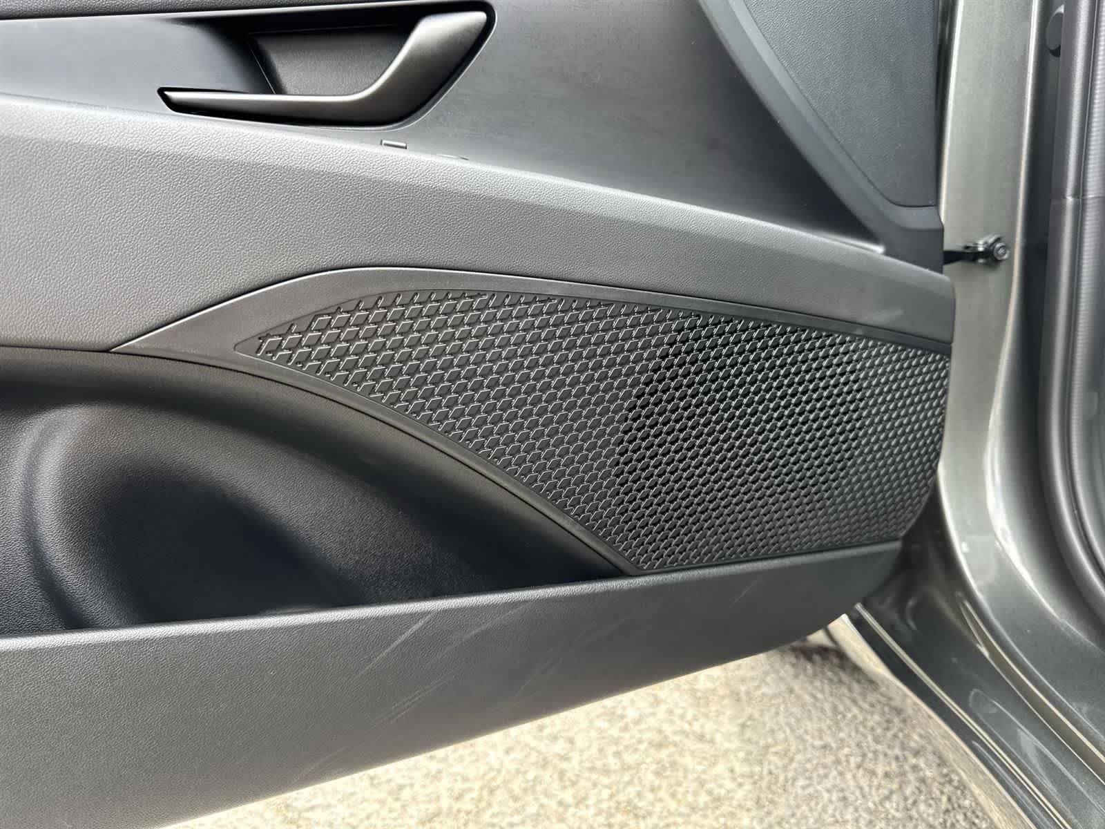 Thumbnail: 2025 Hyundai Elantra - 21