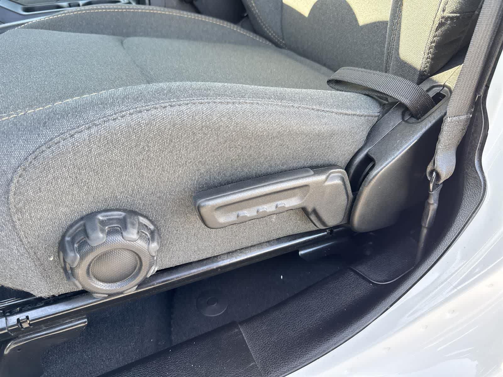 Thumbnail: 2024 Jeep Wrangler - 21