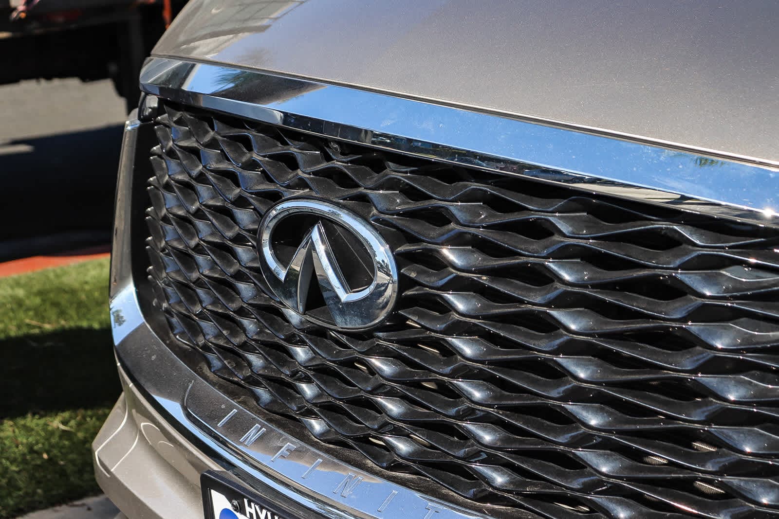 Thumbnail: 2023 INFINITI QX60 - 3
