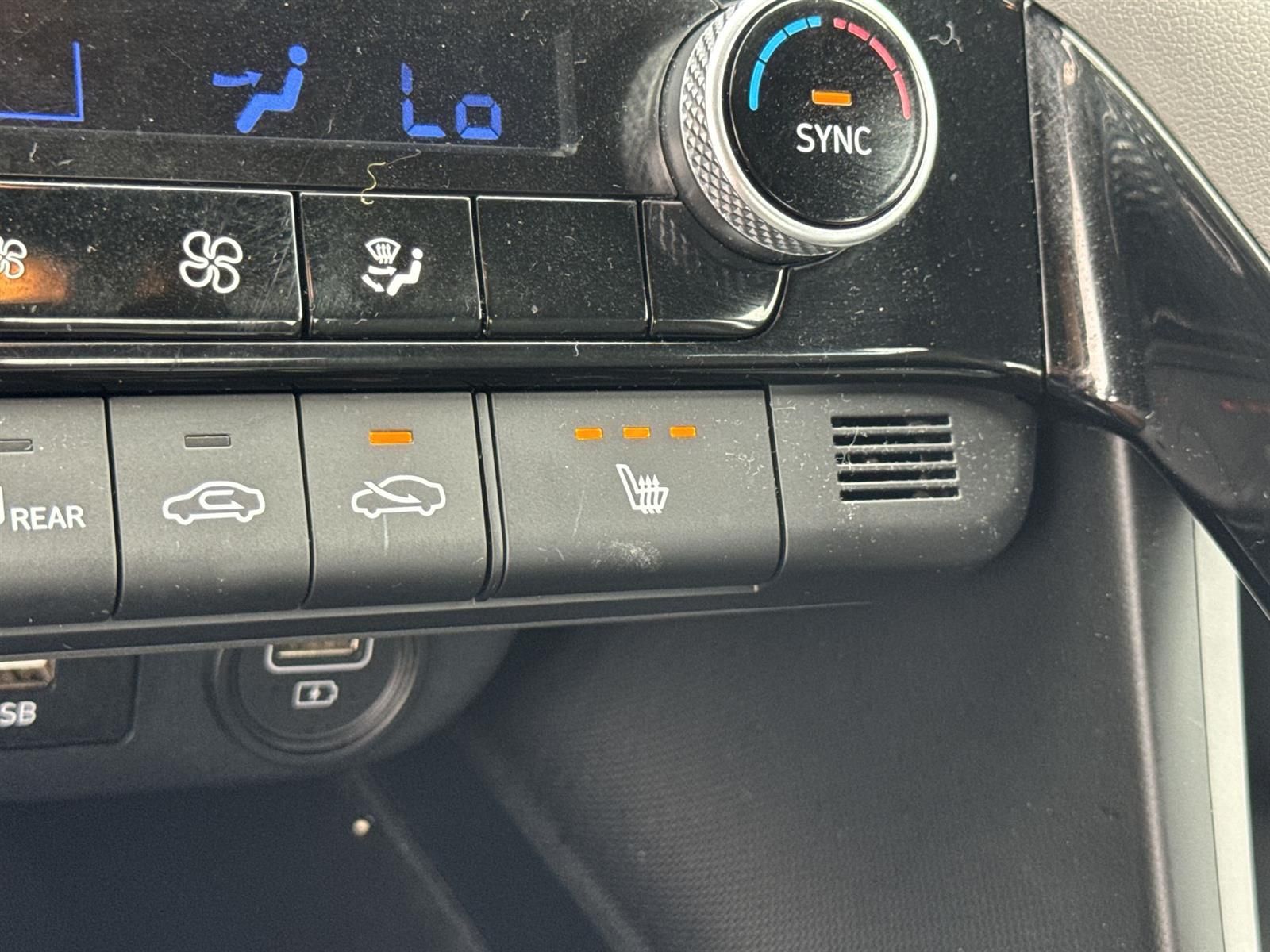 Thumbnail: 2023 Hyundai Elantra - 19