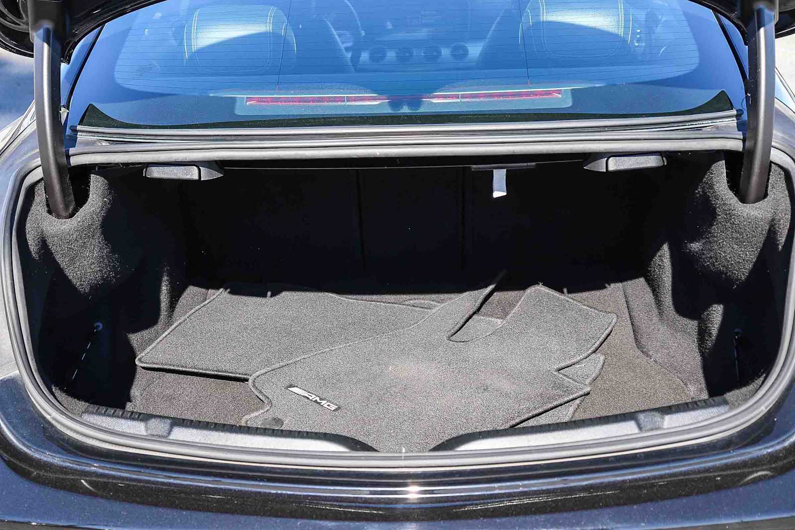 Thumbnail: 2019 Mercedes-Benz E-Class - 20