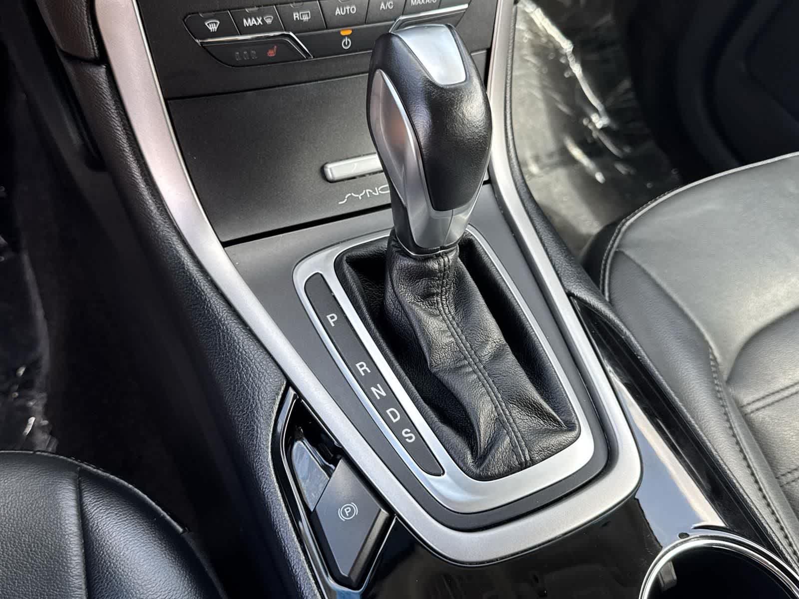 Thumbnail: 2016 Ford Edge - 15