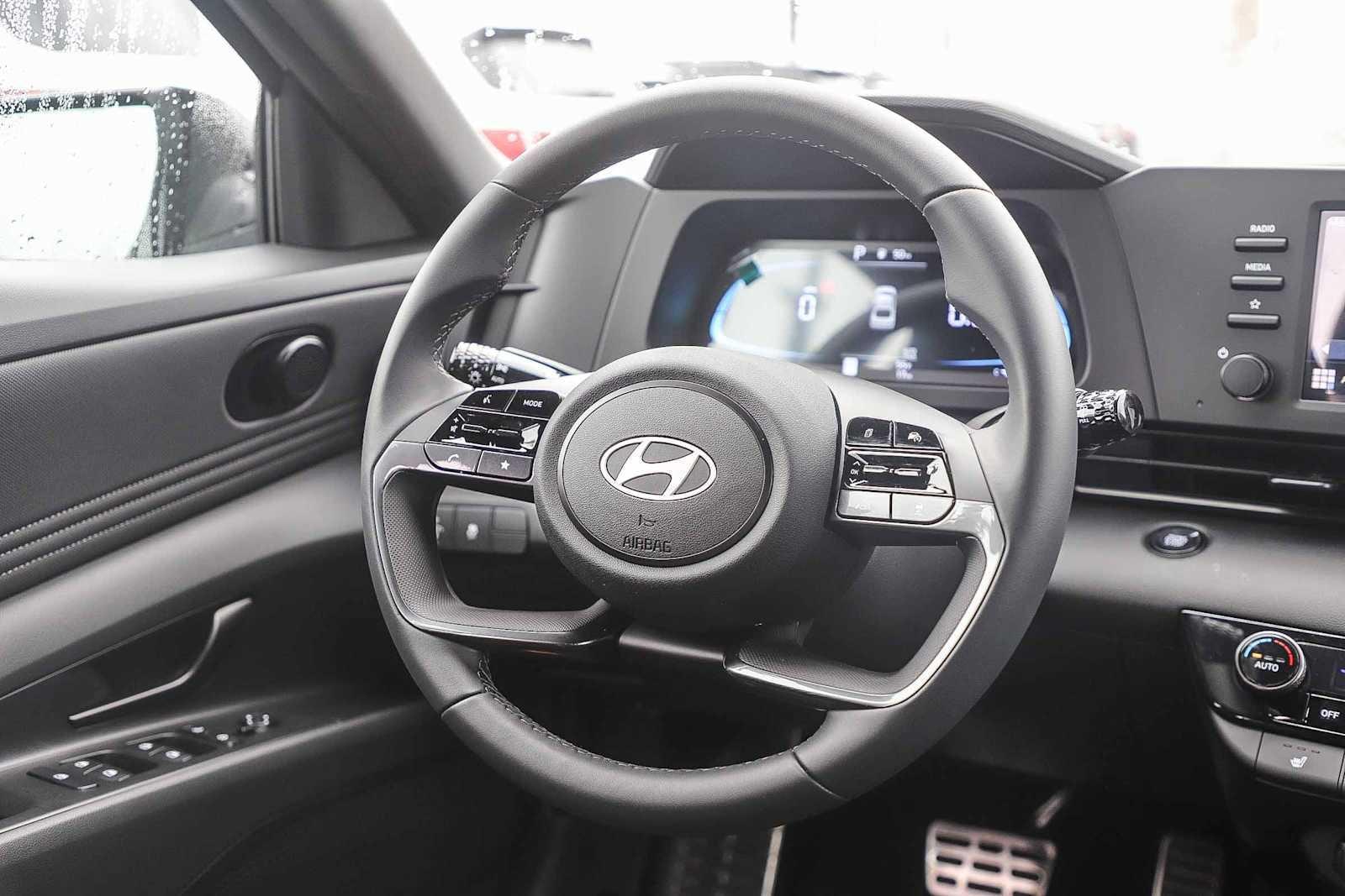 Thumbnail: 2026 Hyundai Elantra - 18