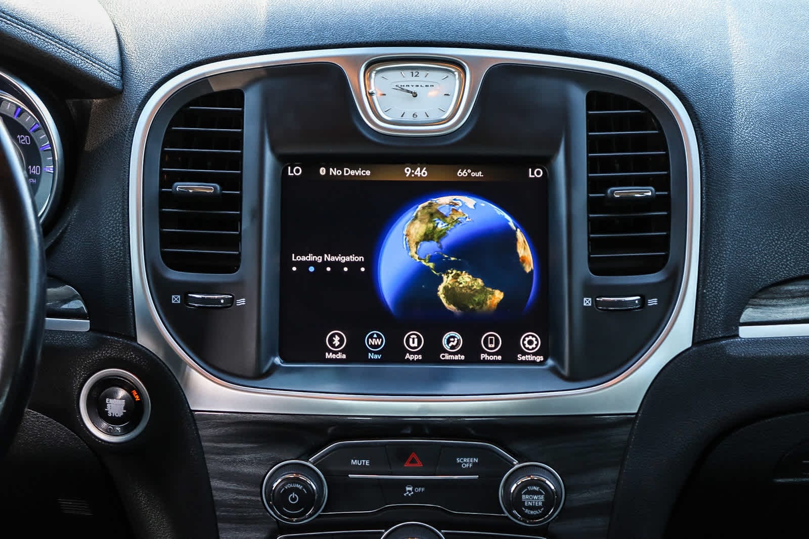 Thumbnail: 2018 Chrysler 300 - 13