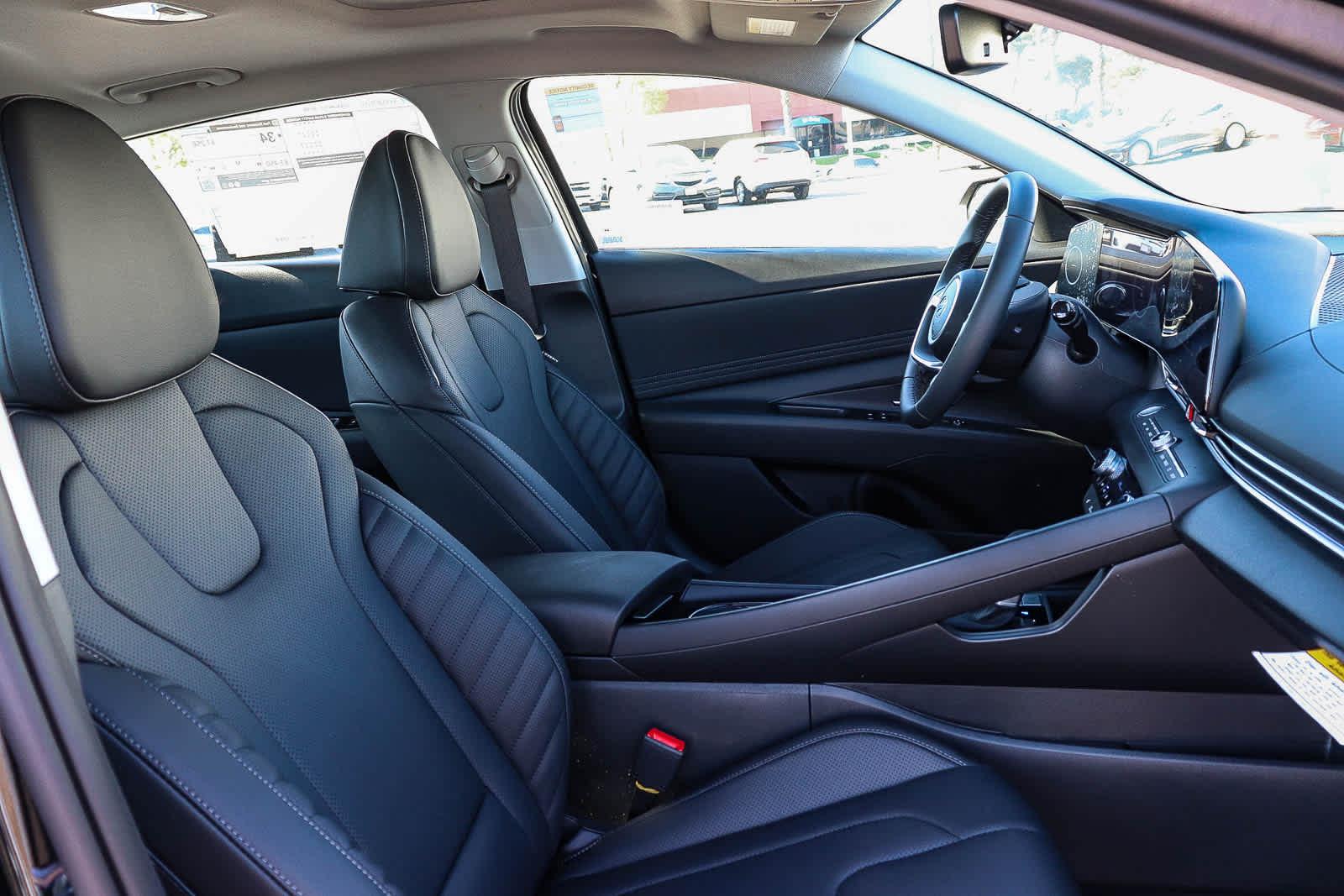 Thumbnail: 2026 Hyundai Elantra - 25