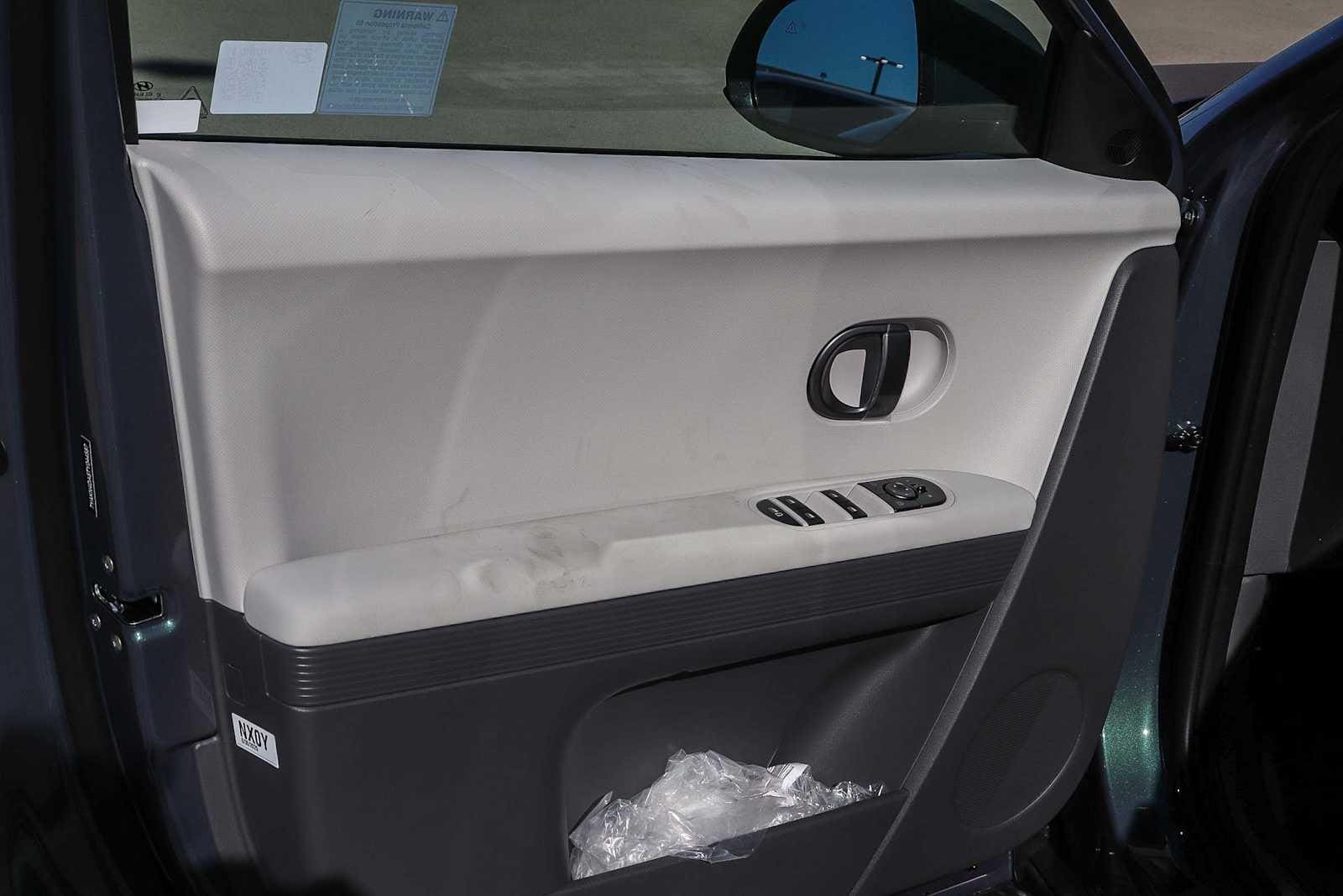 Thumbnail: 2026 Hyundai Ioniq 5 - 21