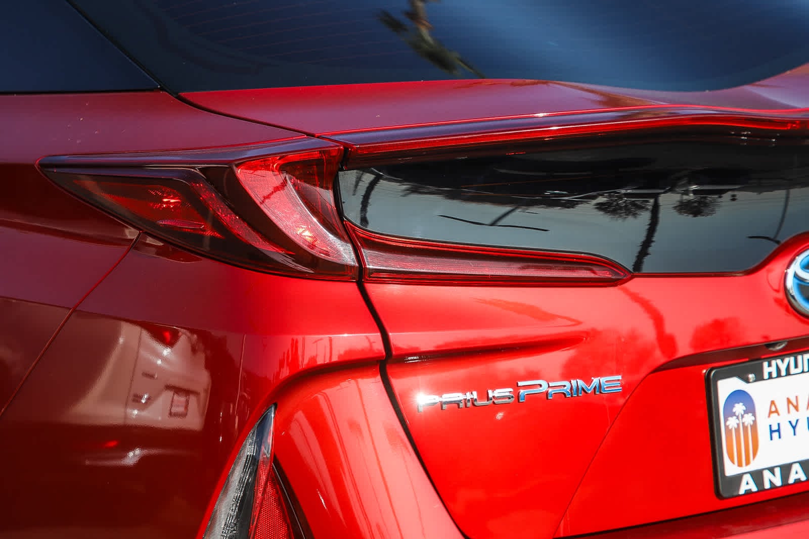 Thumbnail: 2018 Toyota Prius Prime - 9