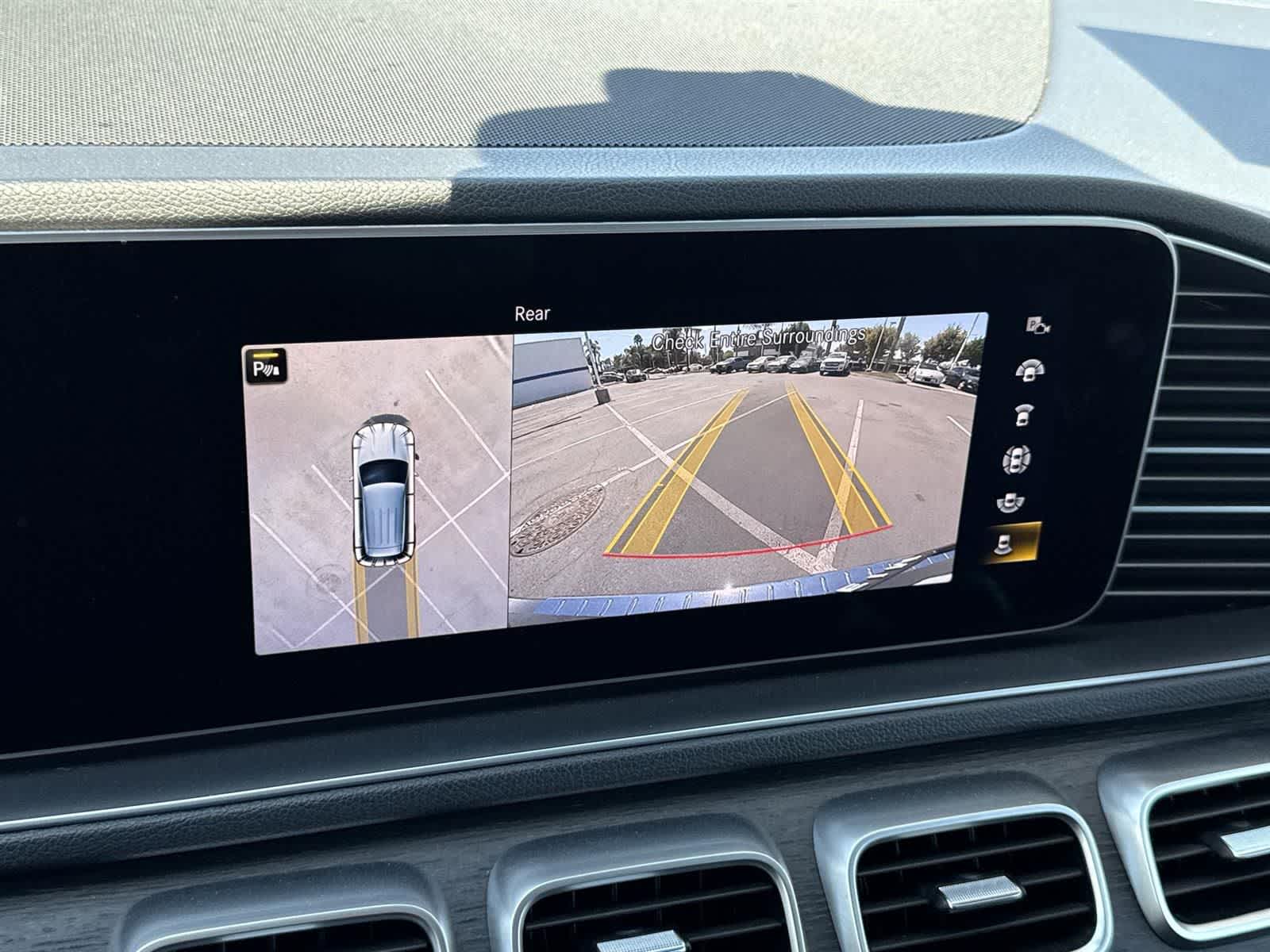 Thumbnail: 2022 Mercedes-Benz GLE - 16