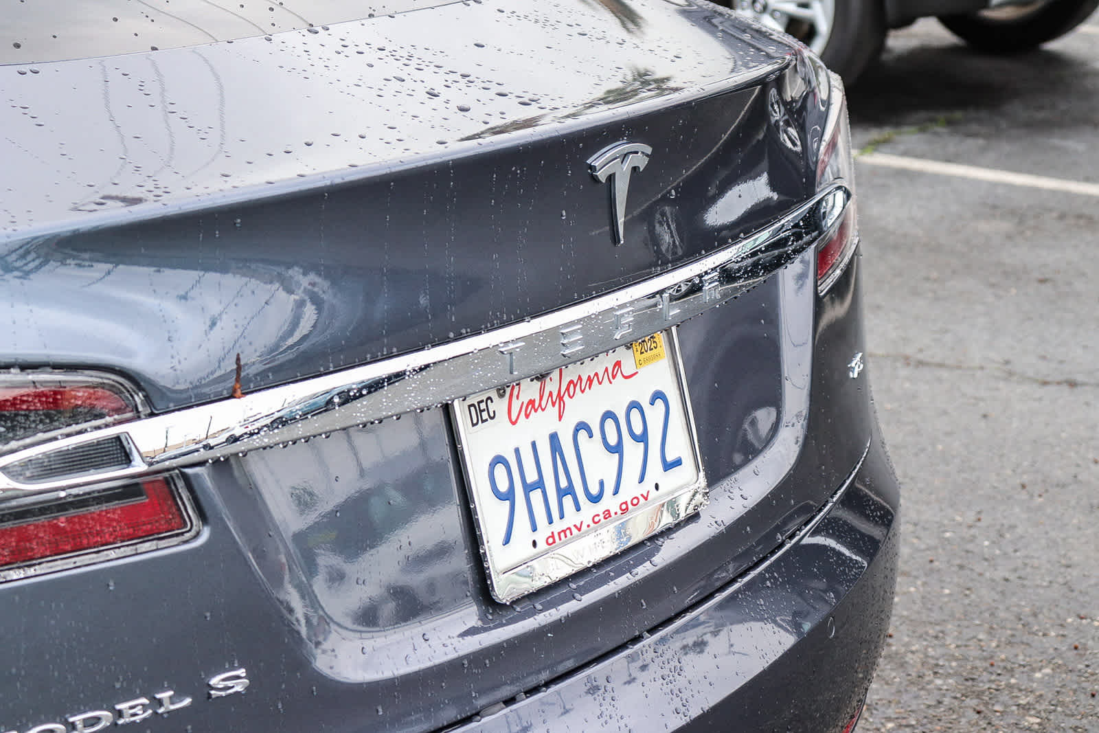 Thumbnail: 2018 Tesla Model S - 10