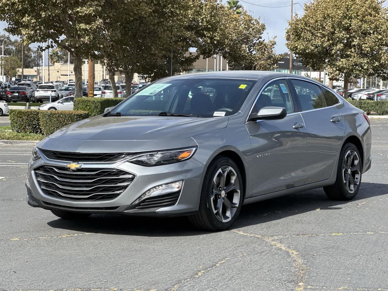 Thumbnail: 2023 Chevrolet Malibu - 6