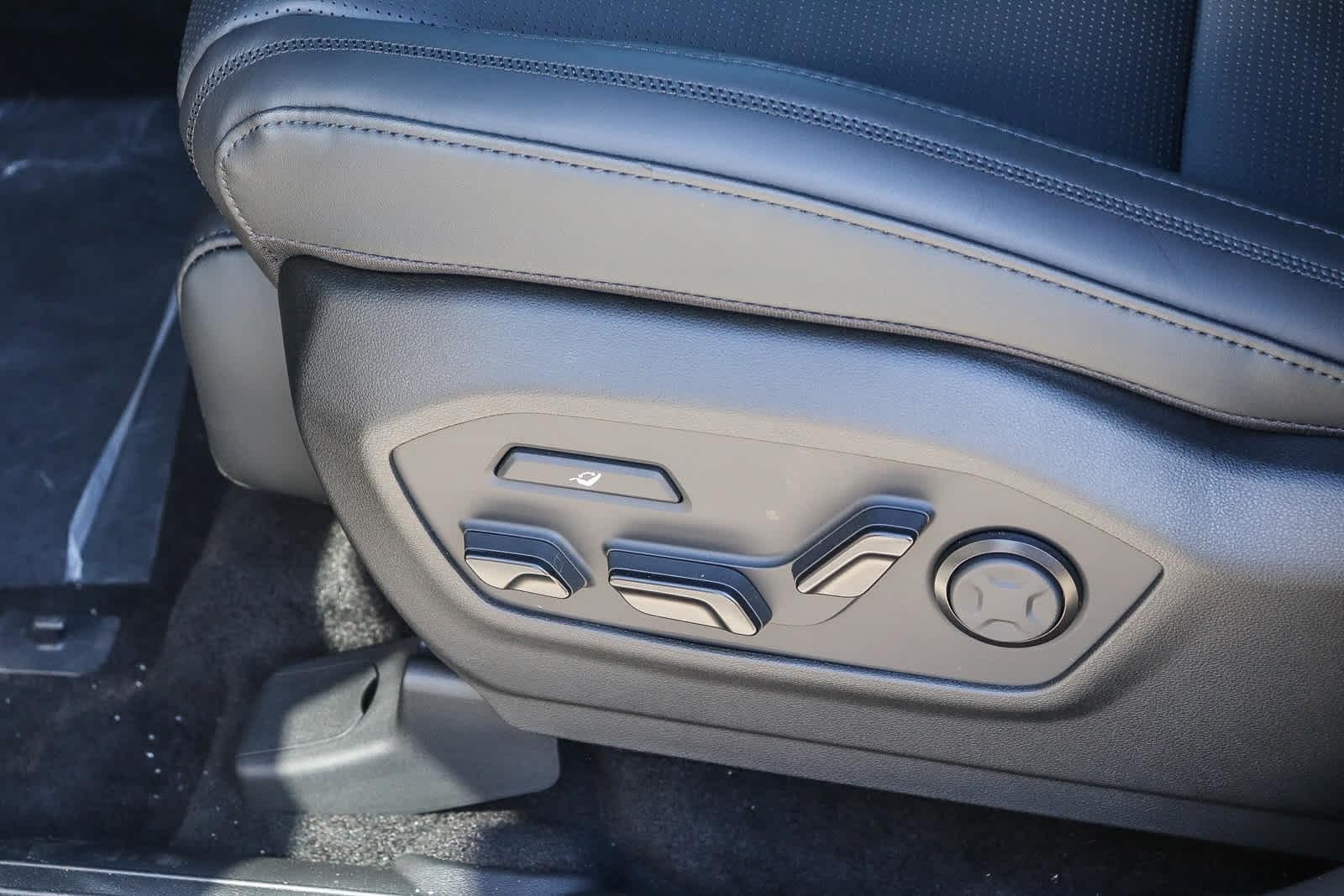 Thumbnail: 2026 Hyundai Santa Fe - 19