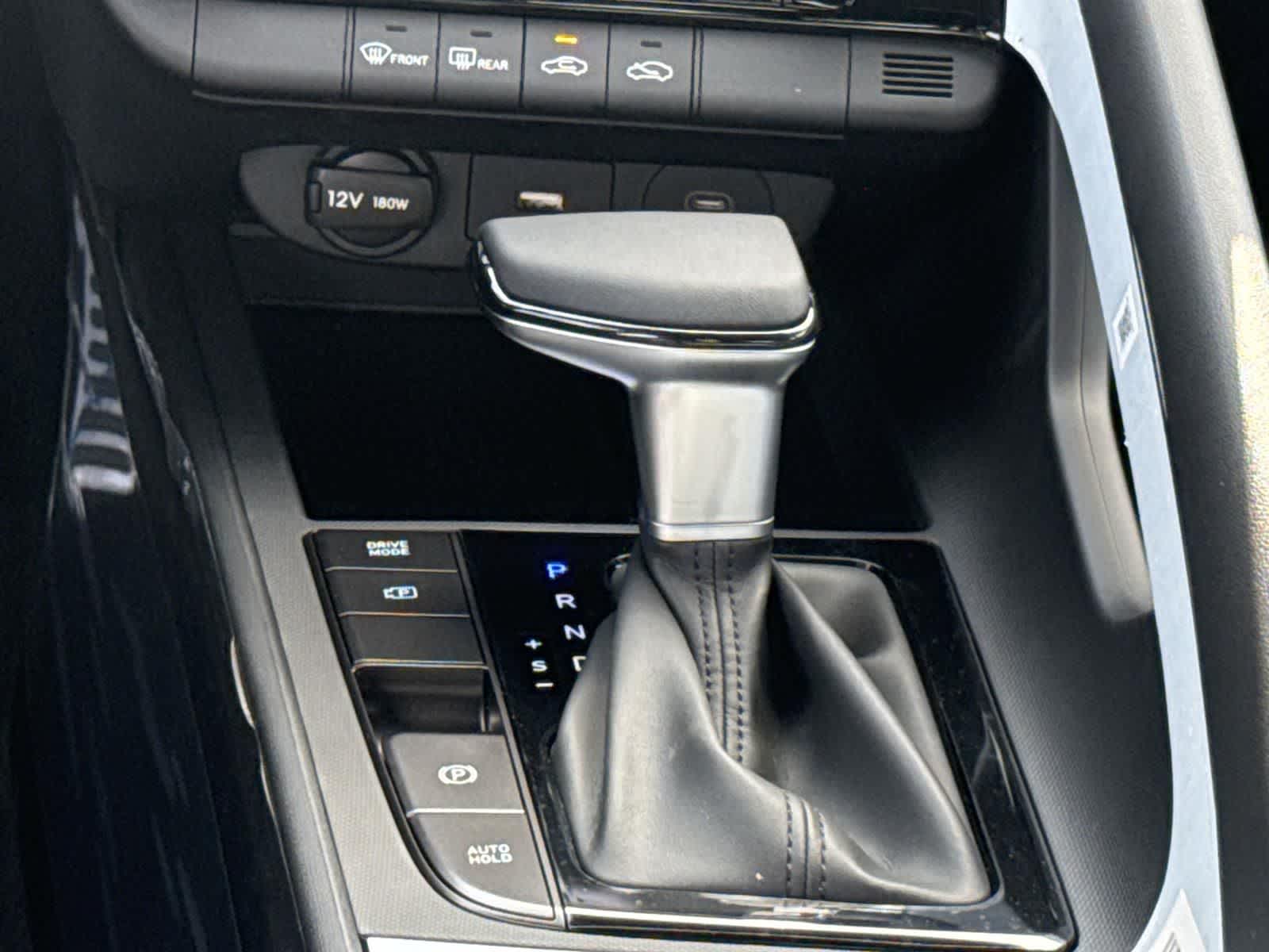 Thumbnail: 2025 Hyundai Elantra - 15