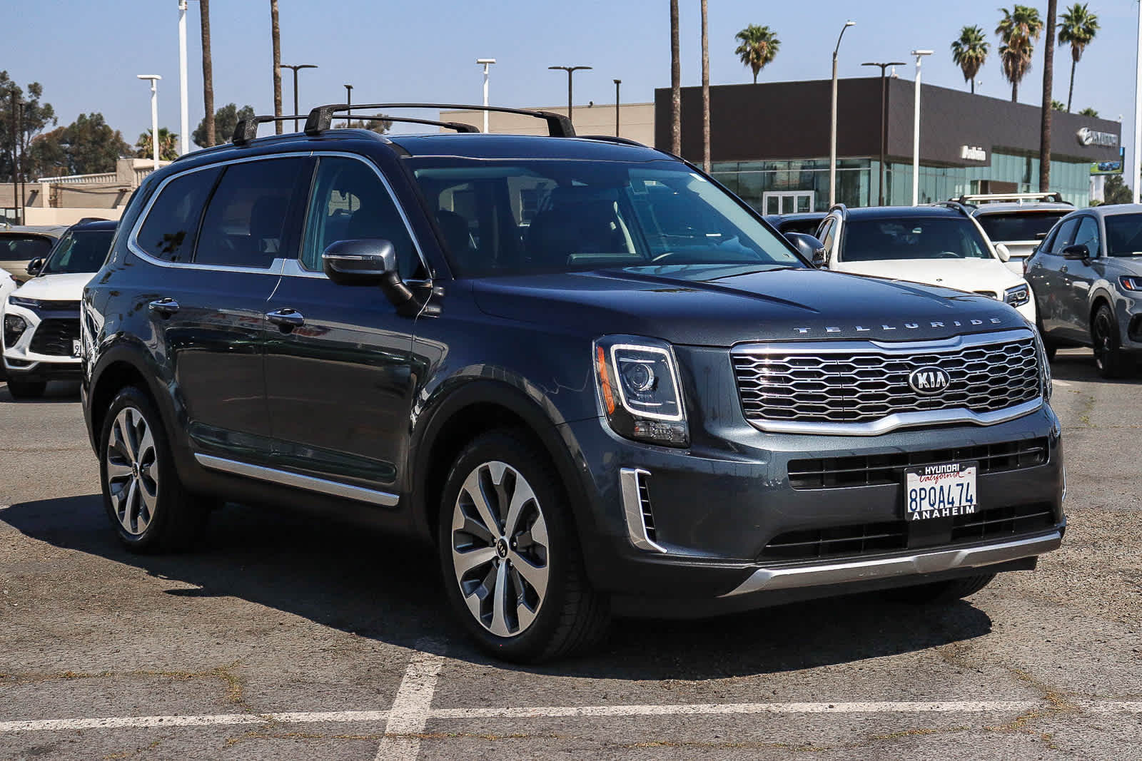 2020 Kia Telluride S photo 2