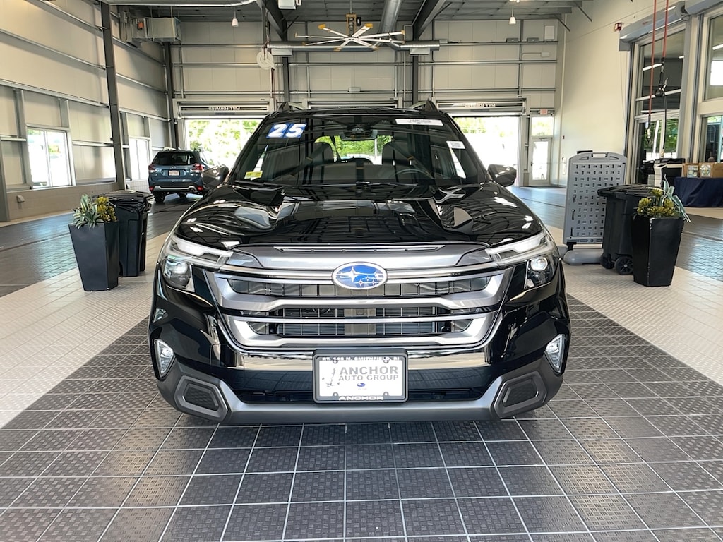 Used 2025 Subaru Forester LIMITED SUV