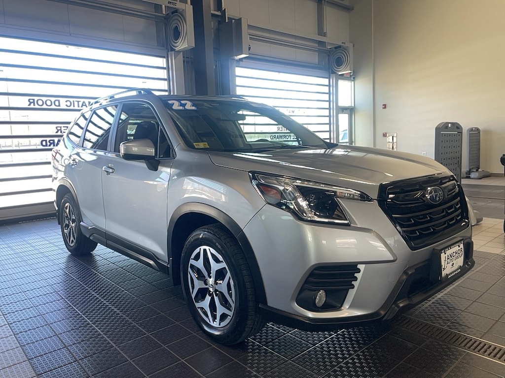 Used 2022 Subaru Forester PREMIUM SUV