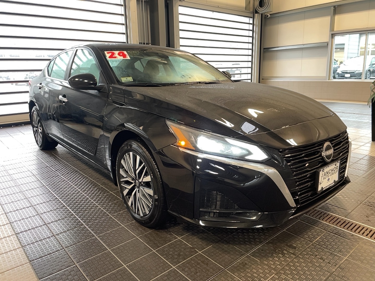 2024 Nissan Altima SV's photo