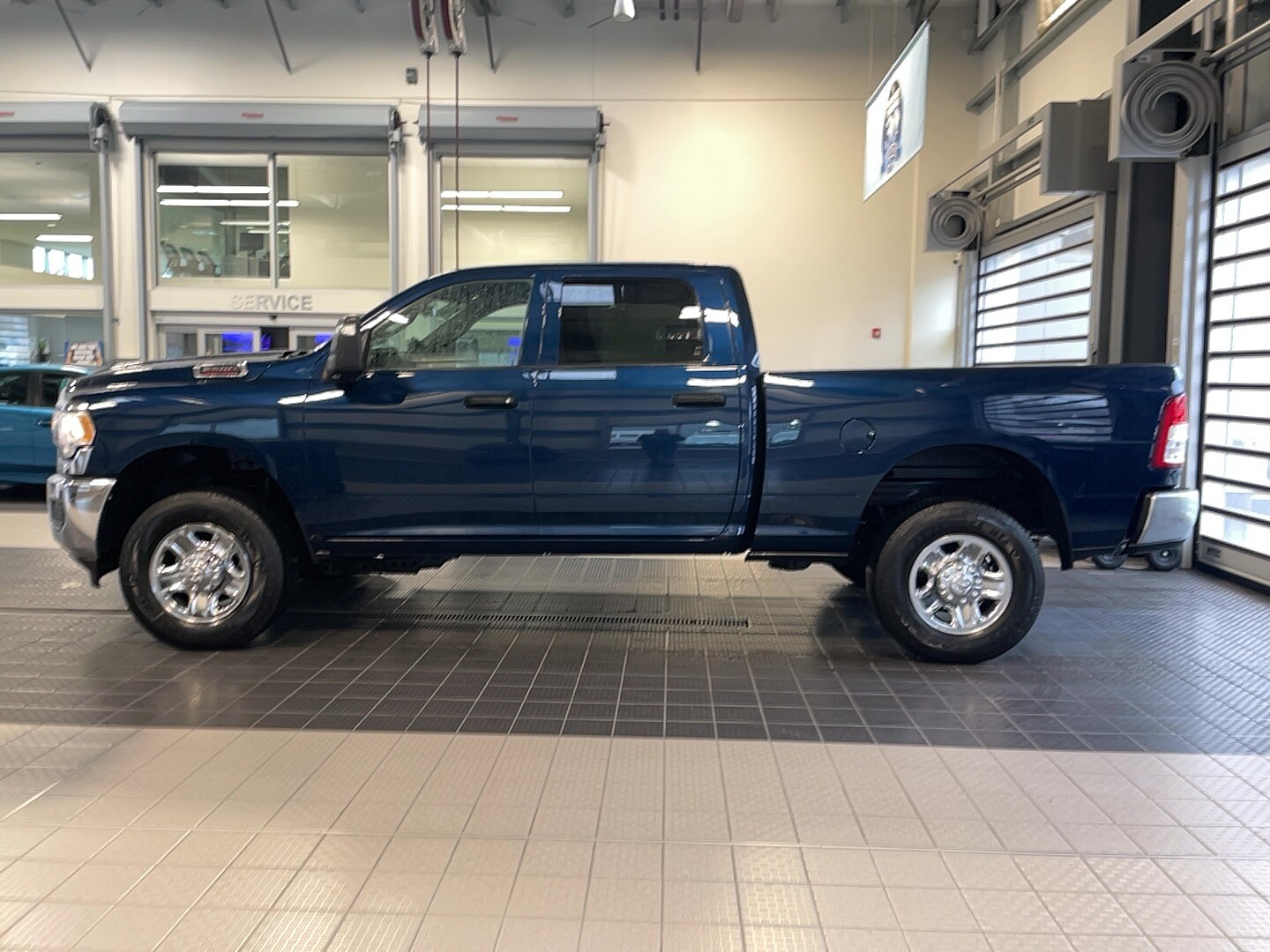 2024 Ram 2500 Tradesman photo 4