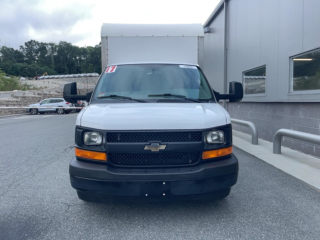 Used 2017 Chevrolet Express Cutaway G3500 CUBE VAN Truck