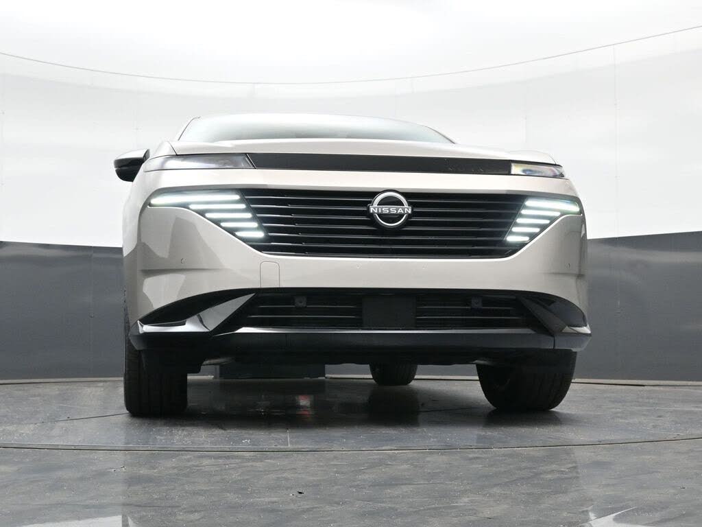 2026 Nissan Murano Platinum photo 2