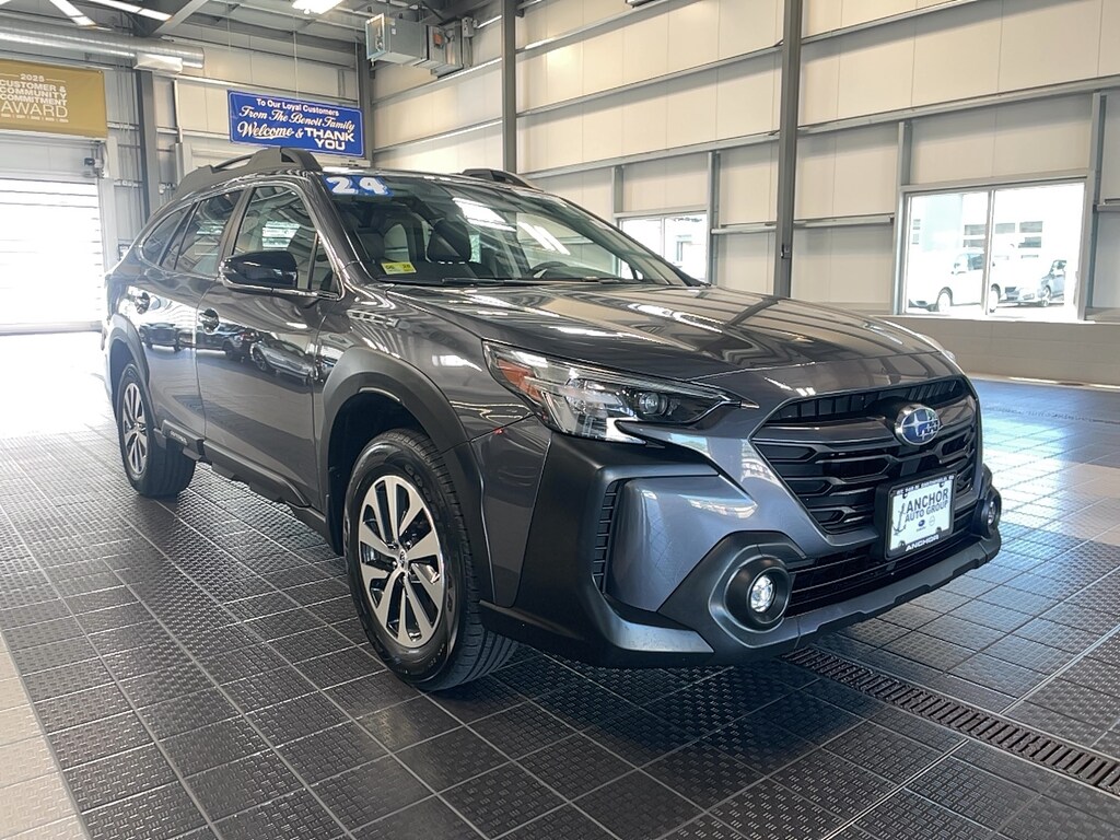 Used 2024 Subaru Outback PREMIUM SUV