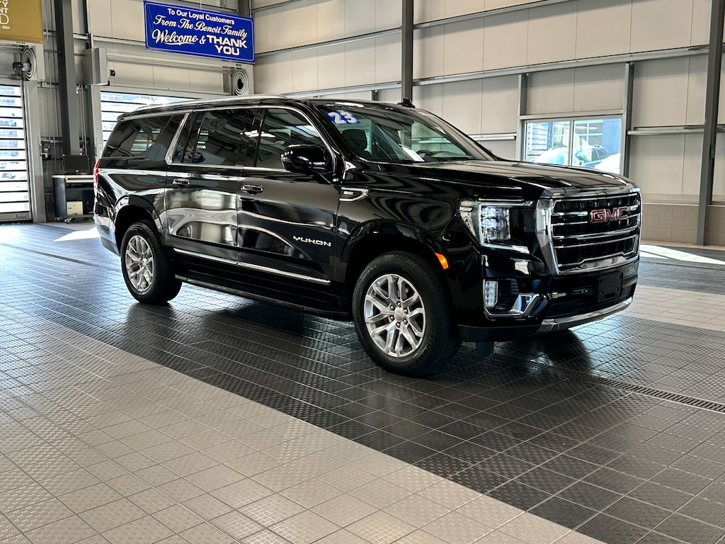 Used 2023 GMC Yukon XL SLT PREMIUM 4X4 SUV