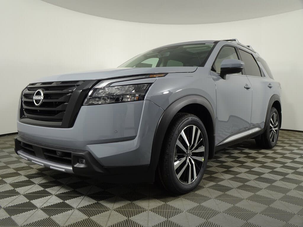 New 2025 Nissan Pathfinder PLATINUM SUV