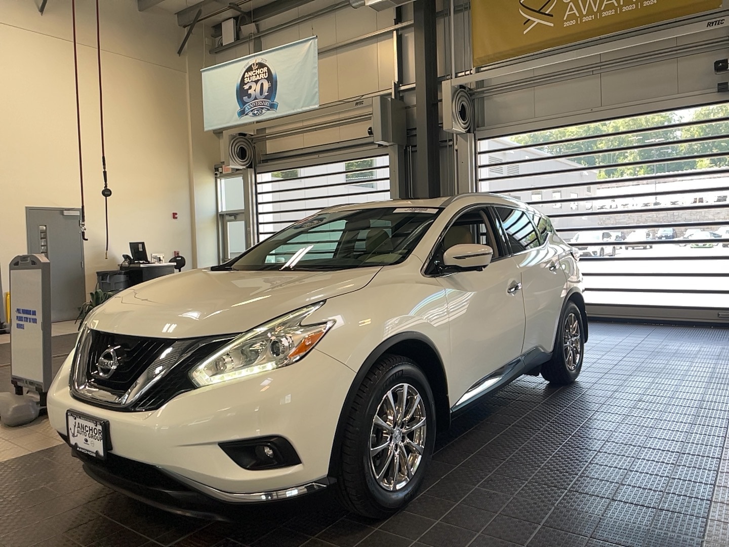 Used 2016 Nissan Murano SL with VIN 5N1AZ2MH1GN120338 for sale in North Smithfield, RI