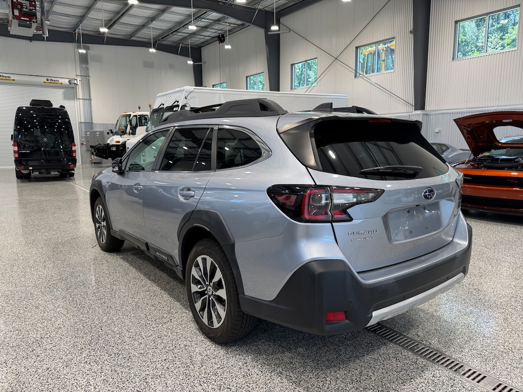 Used 2024 Subaru Outback LIMITED SUV