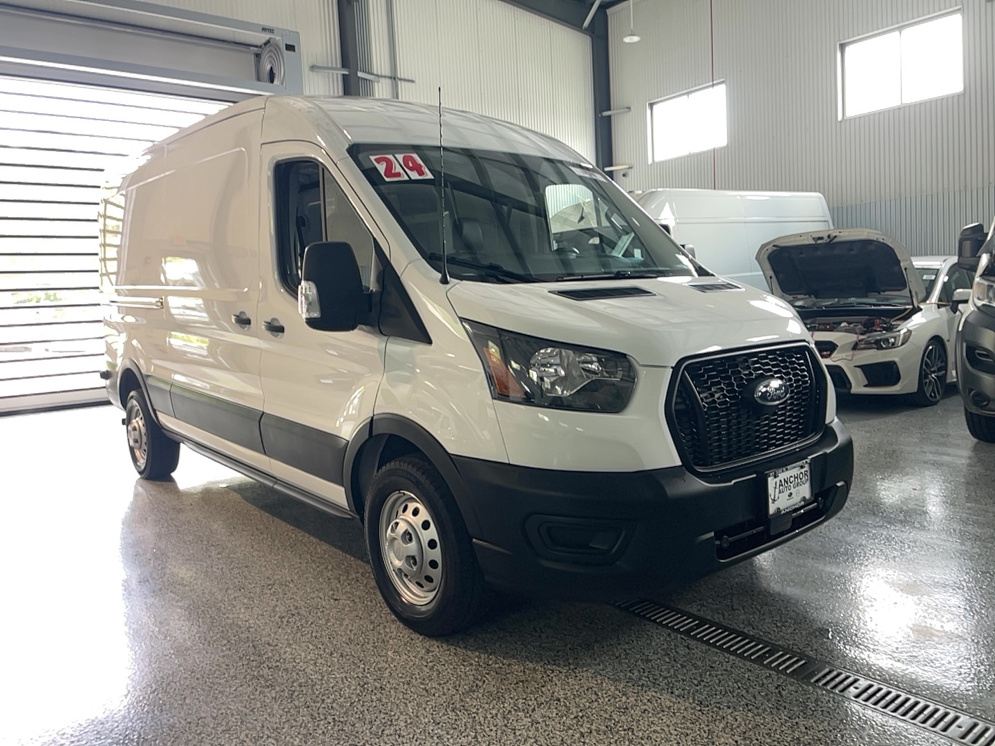  Ford Transit-250 Cargo