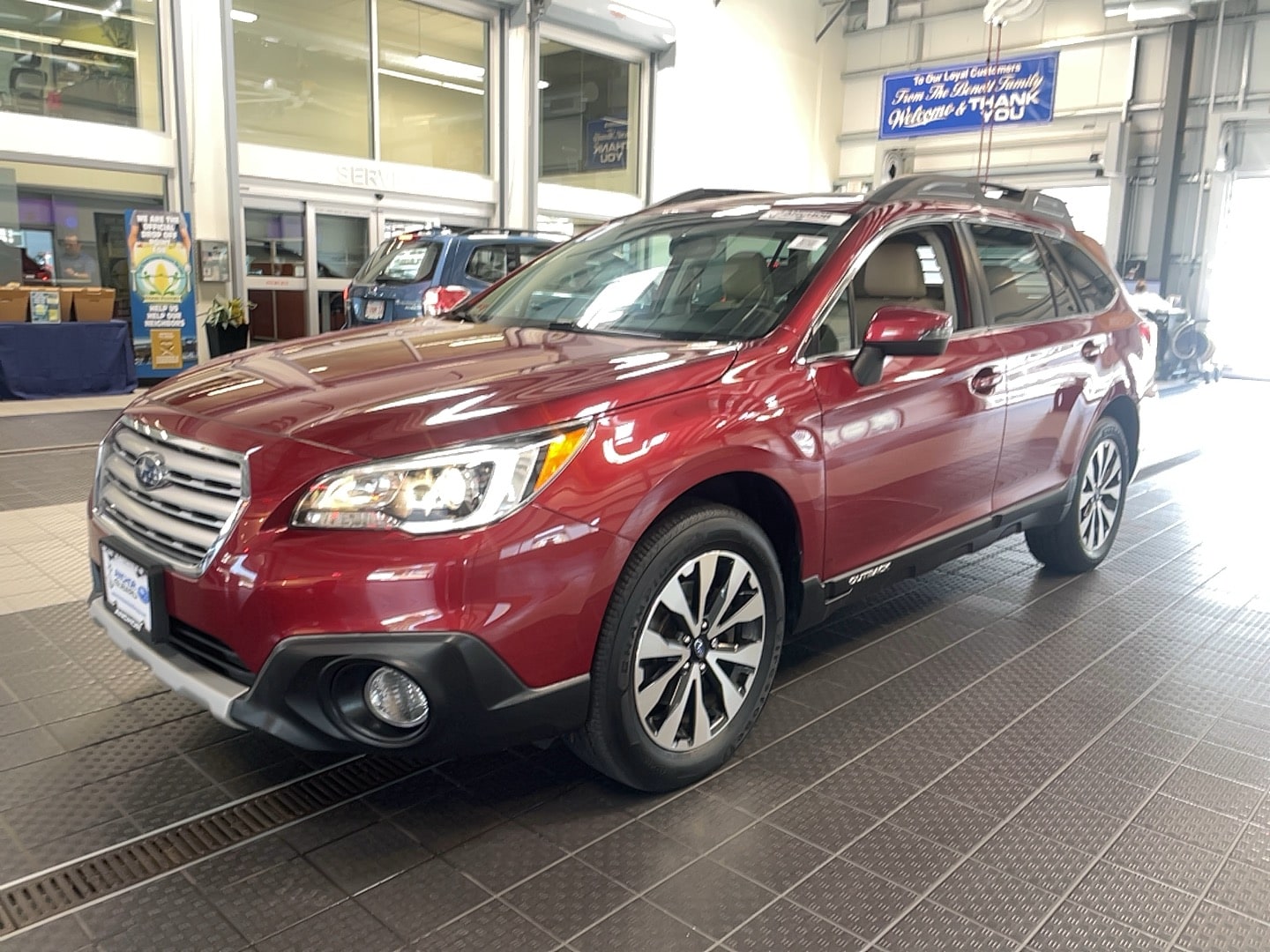 Used 2017 Subaru Outback Limited with VIN 4S4BSAKC8H3207631 for sale in North Smithfield, RI