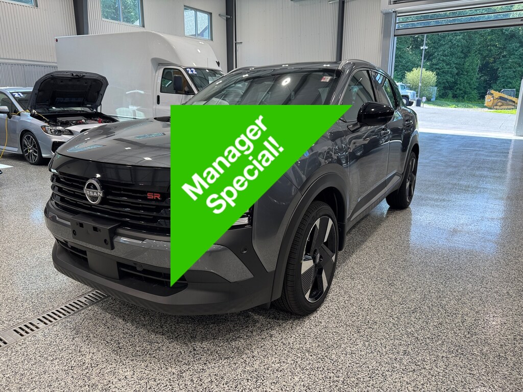 New 2026 Nissan Kicks SR PREMIUM SUV
