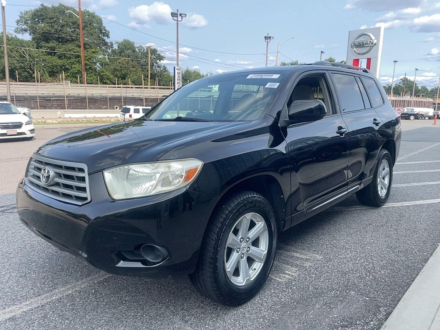 Used 2009 Toyota Highlander Base with VIN JTEES41A492135624 for sale in North Smithfield, RI