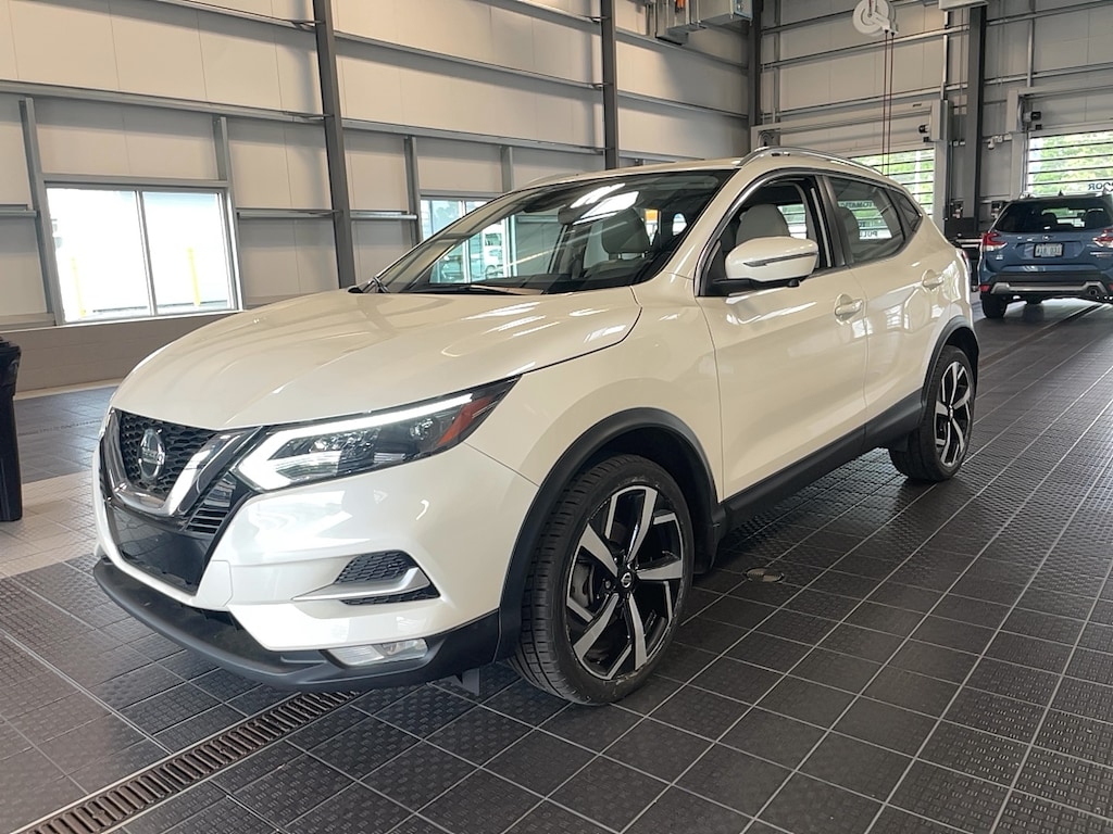 Used 2022 Nissan Rogue Sport SL PREMIUM AWD SUV