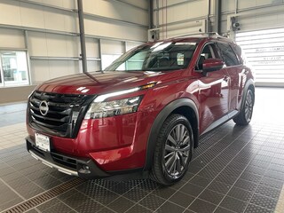 2023 Nissan Pathfinder SL PREMIUM 4X4 SUV near Providence