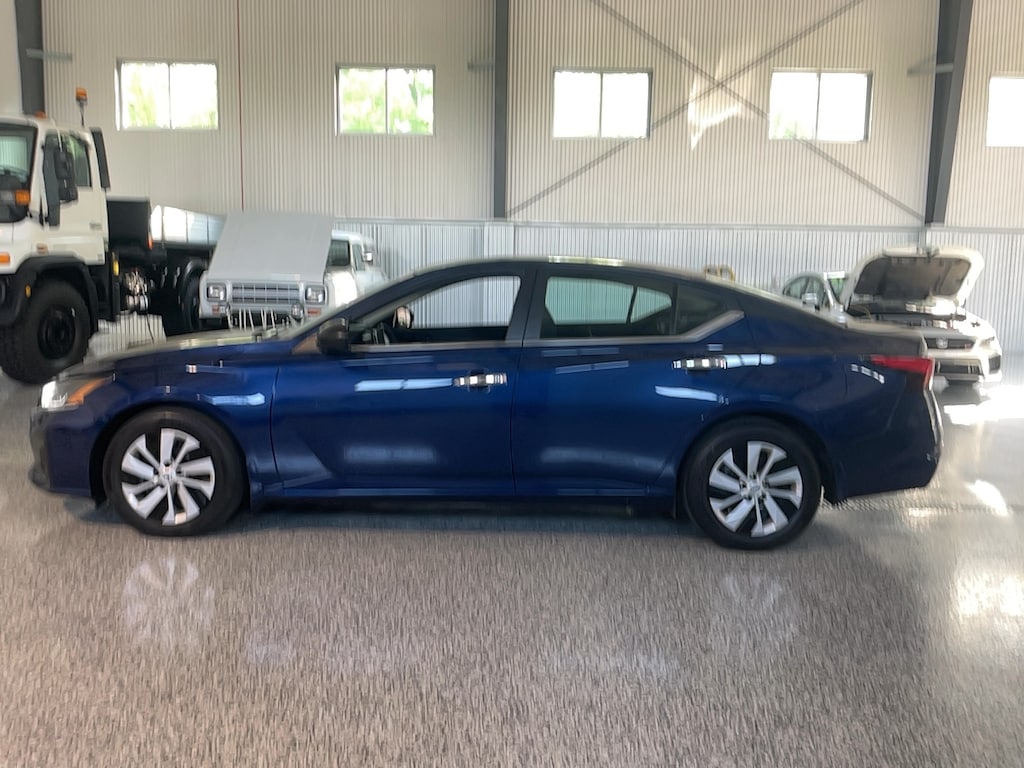 Used 2024 Nissan Altima 2.5 S Sedan