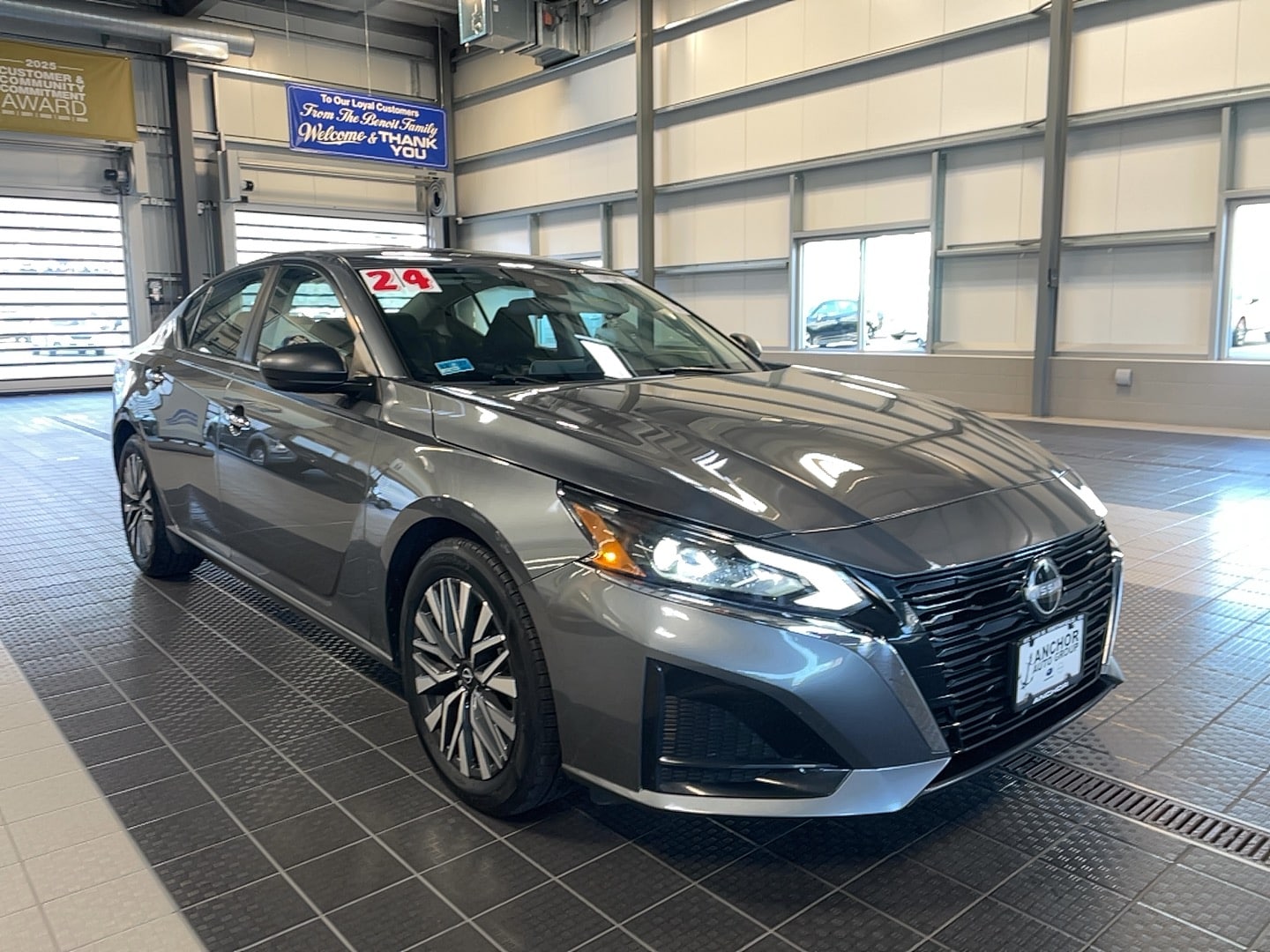 2024 Nissan Altima SV's photo