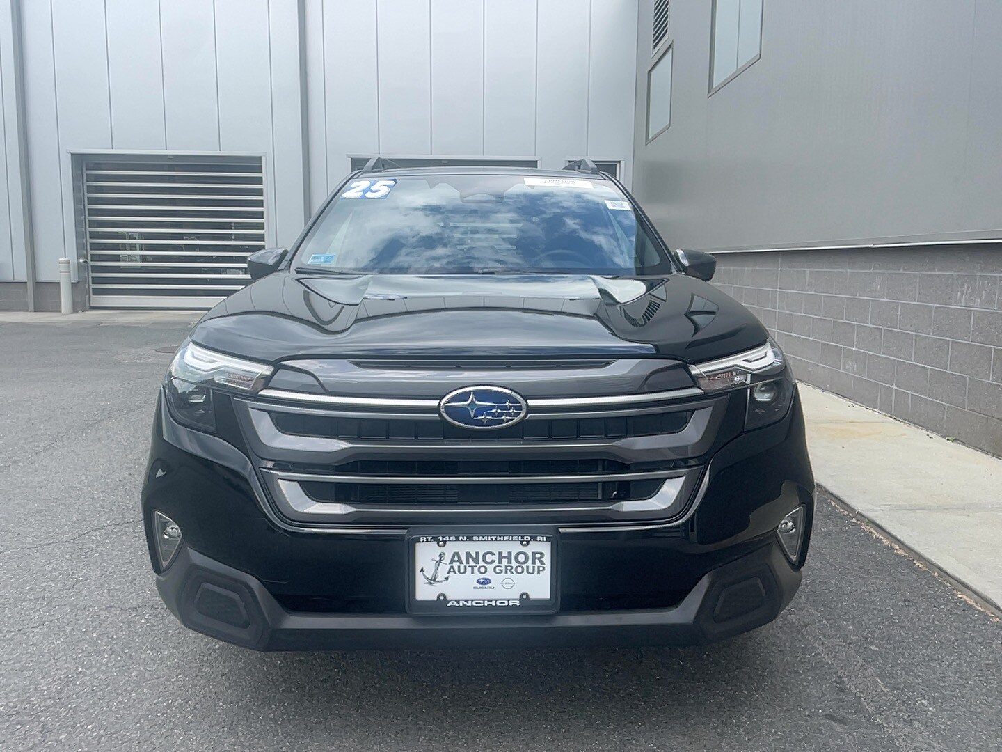 2025 Subaru Forester Premium photo 2