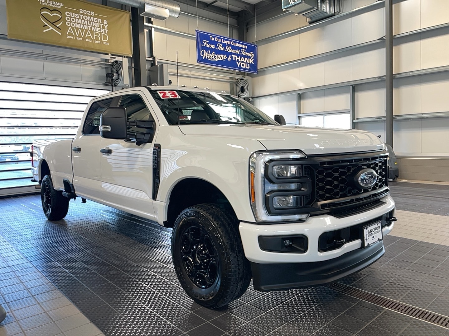2023 Ford F-350 Super Duty XL's photo
