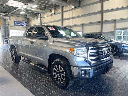 2016 Toyota Tundra SR5 TRD OFF ROAD 4X4 PICKUP