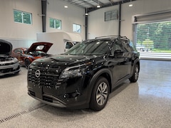 2026 Nissan Pathfinder SL SUV