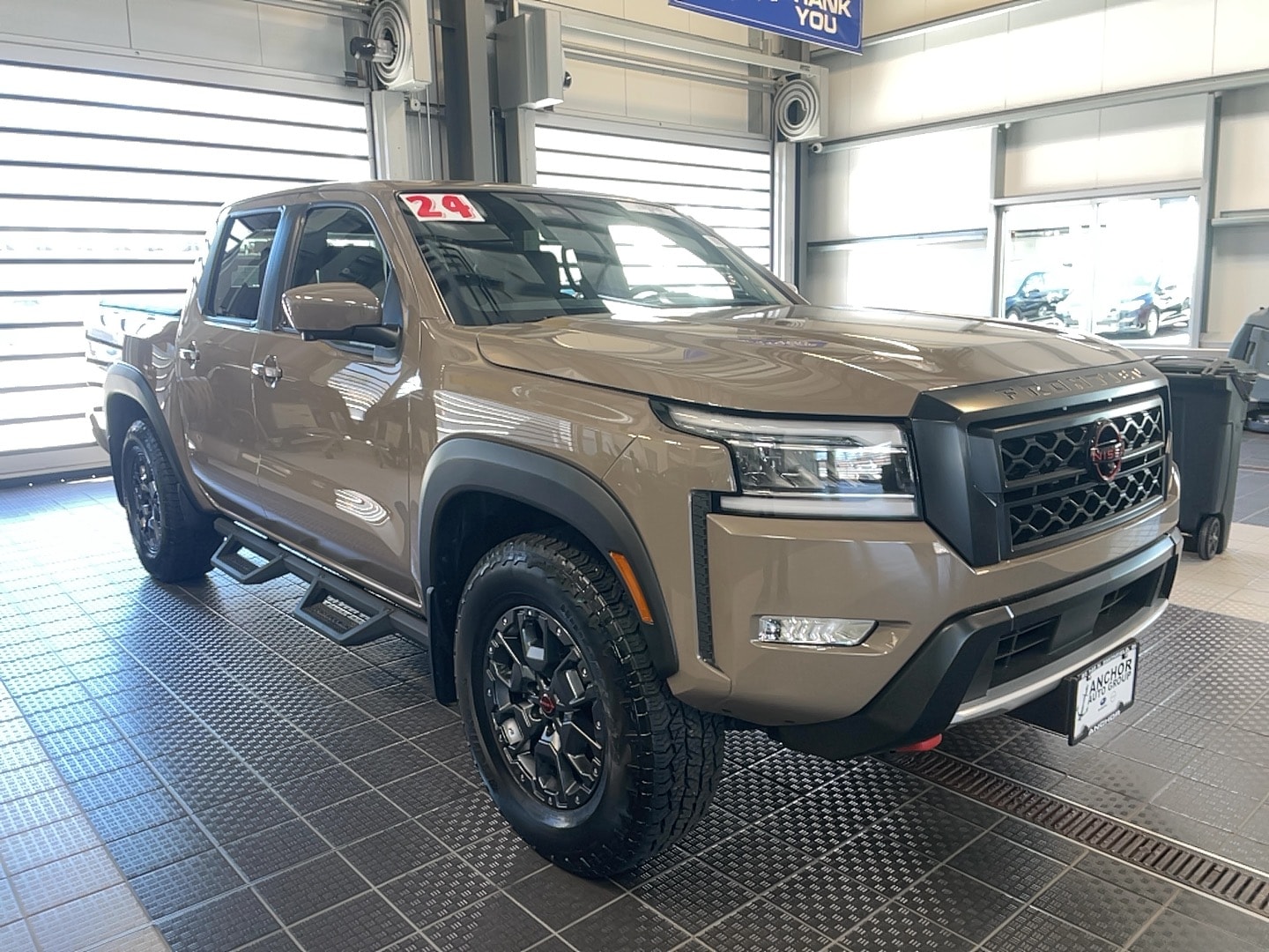 2024 Nissan Frontier PRO-4X Crew Cab 4X4's photo